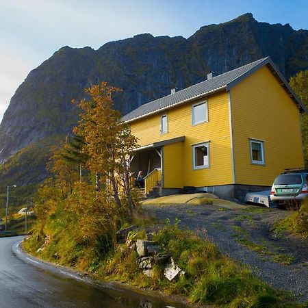 Most Photographed House In Reine Esterno foto